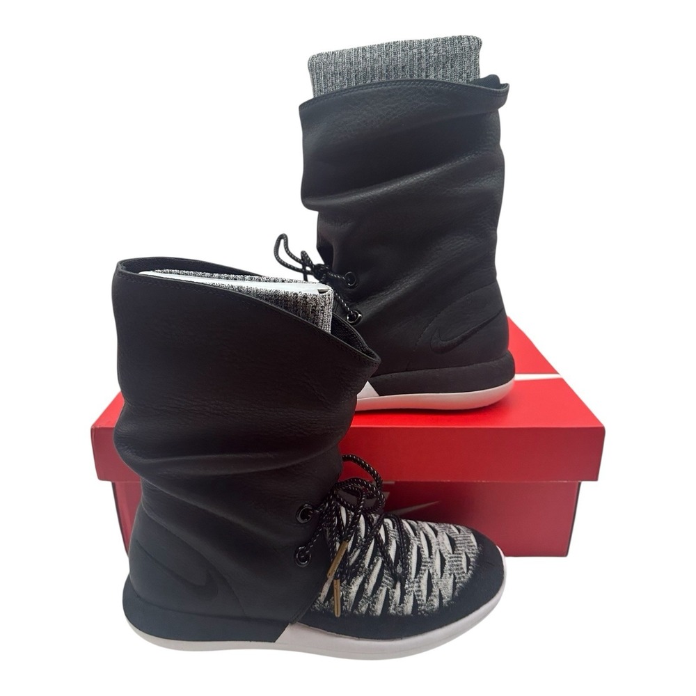 Nike Roshe Two Hi Flyknit Boots Women's Size 6.5 Black/White 861708-002‎